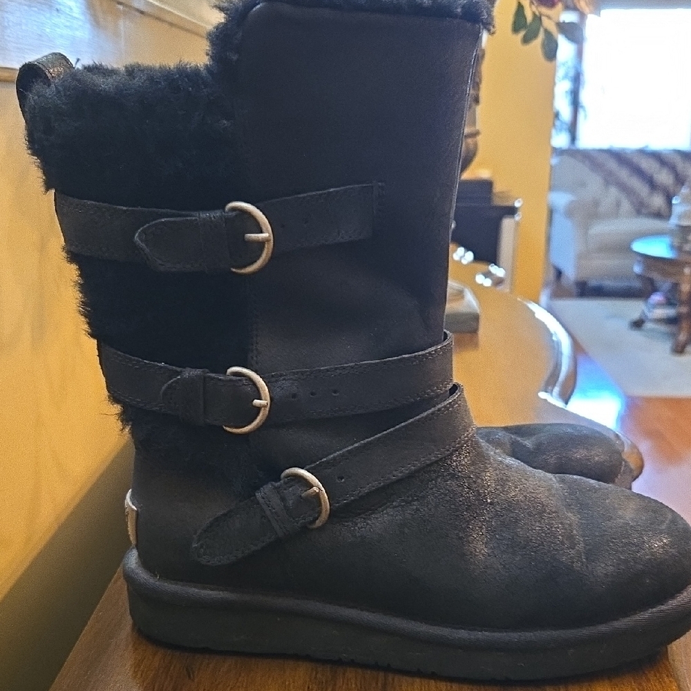 UGG Black Ankle Boots with Buckle Detail - Picture 2 of 6